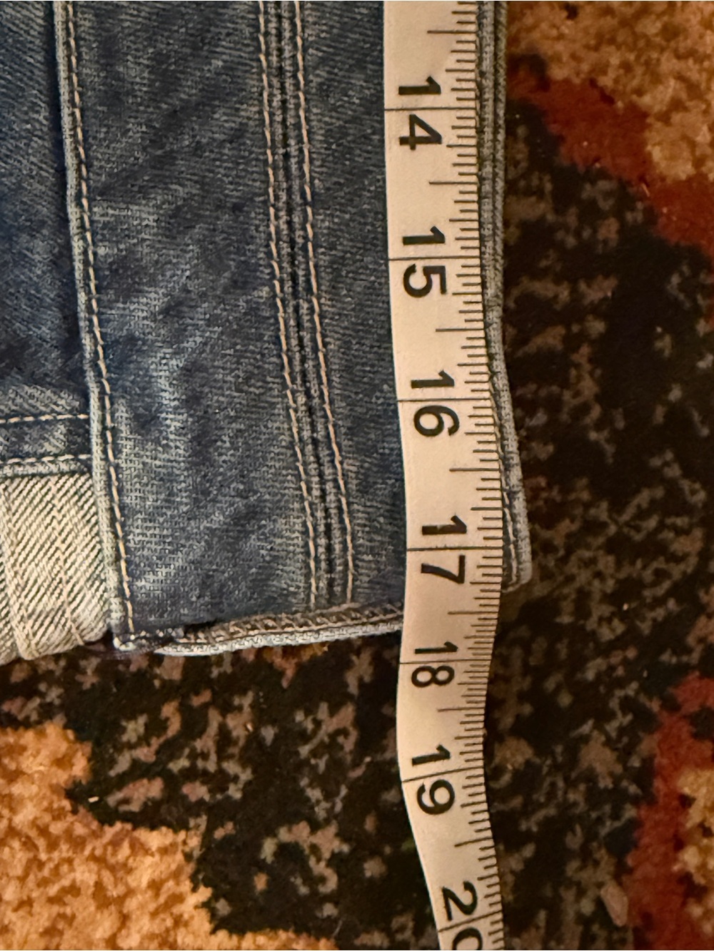 Veronica Beard Taylor Two-Tone Wide Leg Jean - Picture 8 of 9